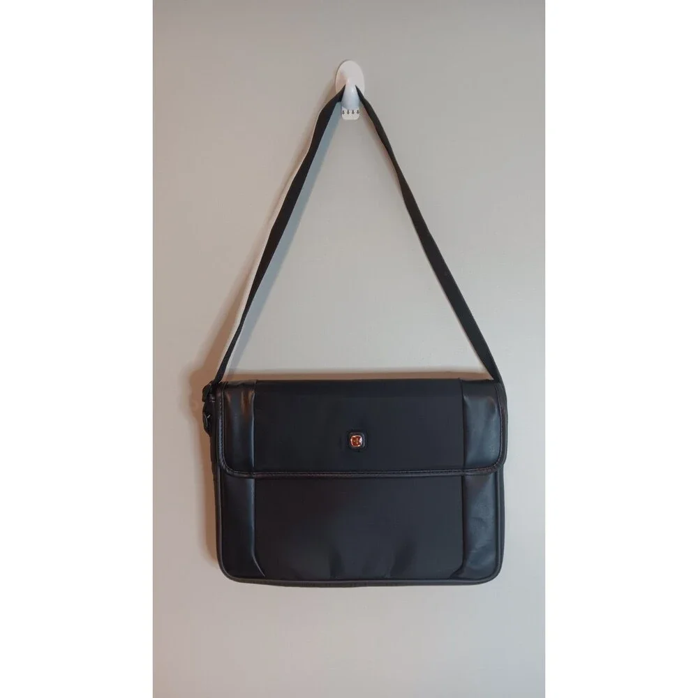 Swiss Gear Black Messenger Bag Laptop Tote